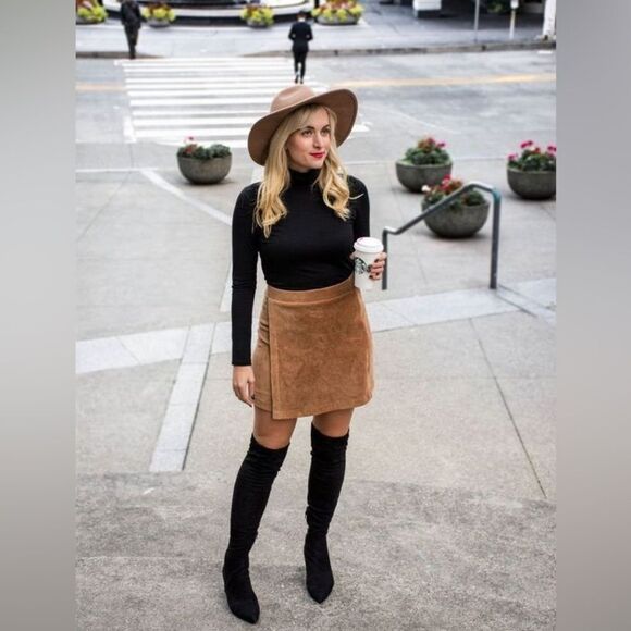 Banana Republic NWT Brown Vegan Faux Suede A-Line Mini Skirt Size 12 - Picture 11 of 14